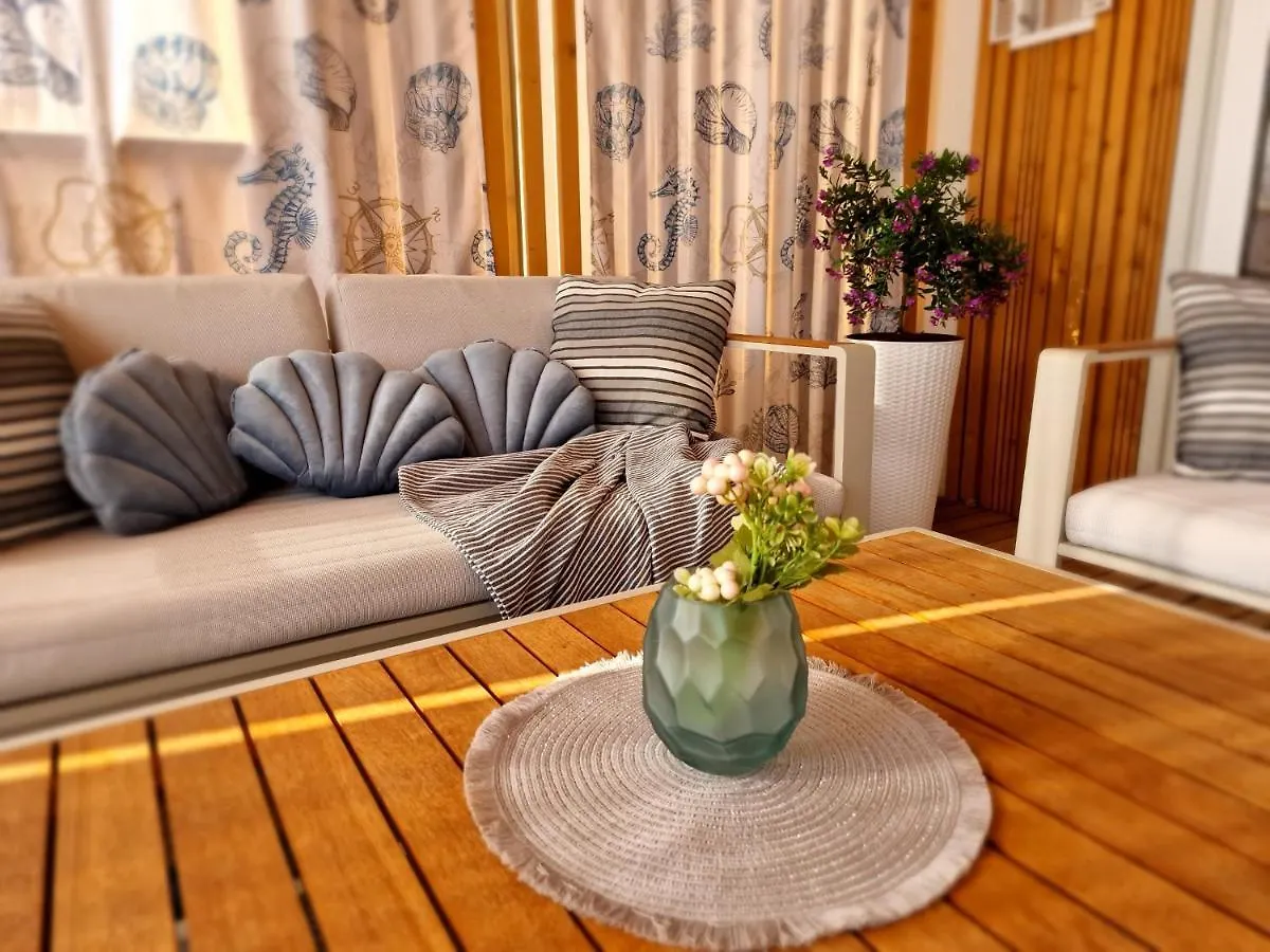 Holiday park Privilege Resorts Exclusive Camping Villas Selce